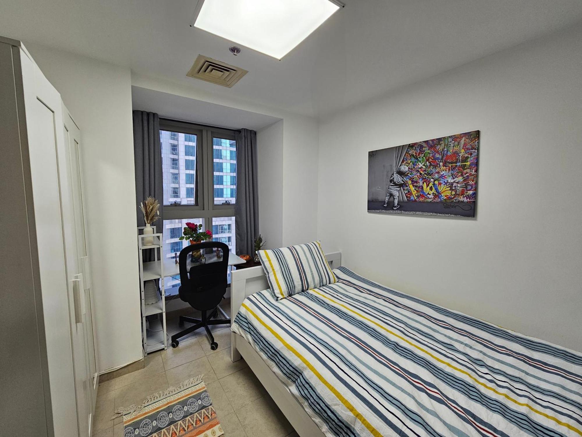Super Host At Highest Residential Tower In The World, Private Rooms In A Shared Apartment Dubái Habitación foto