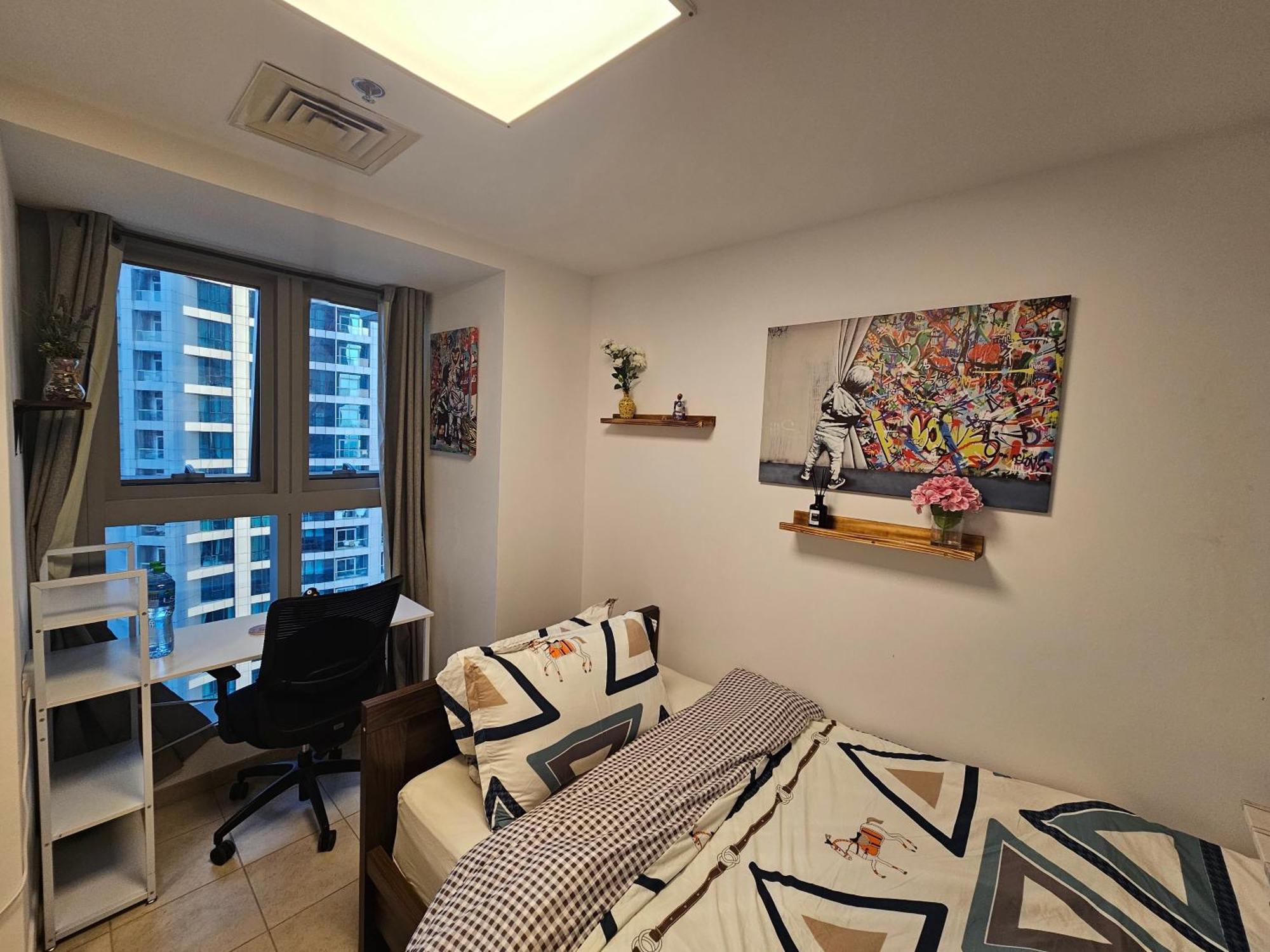 Super Host At Highest Residential Tower In The World, Private Rooms In A Shared Apartment Dubái Habitación foto